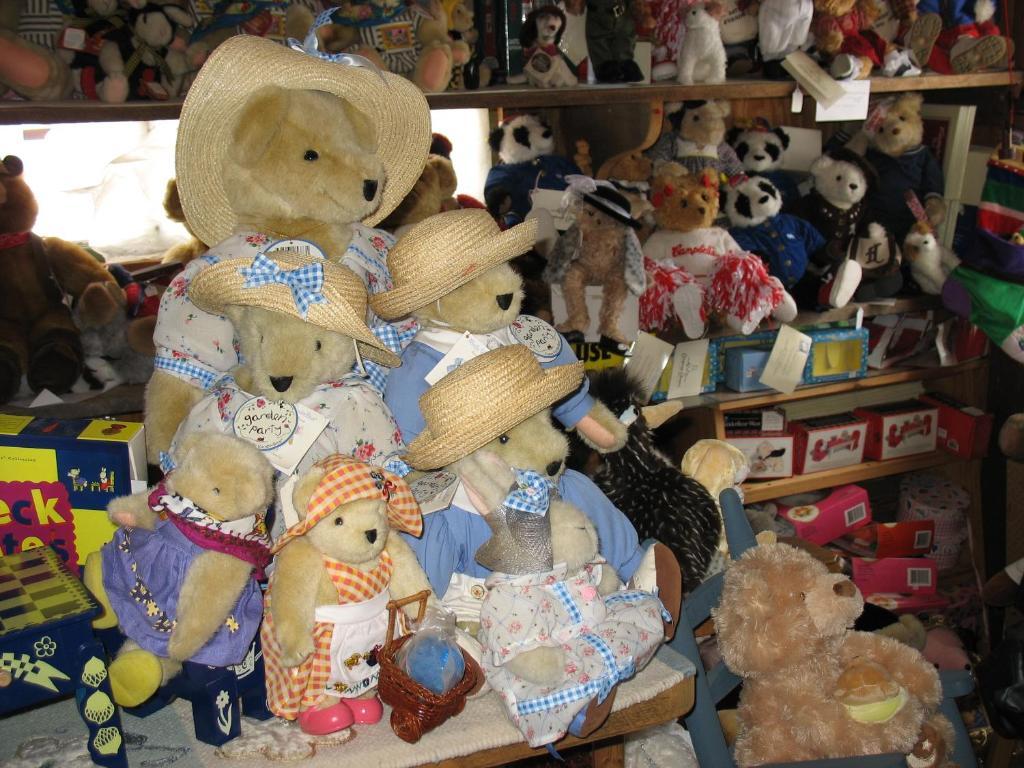 Hugging Bear Inn Bellows Falls Екстер'єр фото